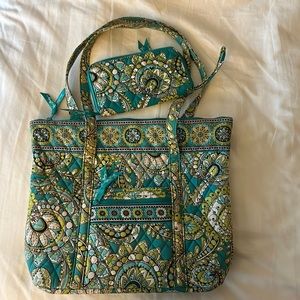 VERA BRADLEY Molly Peacock Quilted Tote & Wallet Set